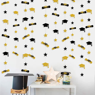 Graduation Hat Garland Backdrop in Black and Gold 1
