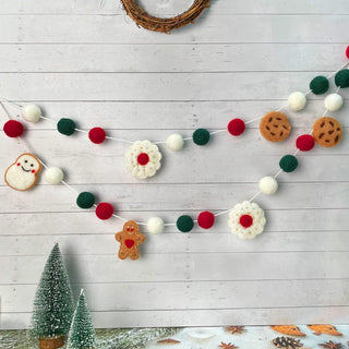 Wool Christmas Garland With Gingerman, Flower, Pompom and cookie (8ft) 1