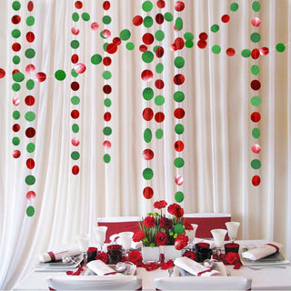 Circle Garland Banners Set in Green and Red (52ft) 3