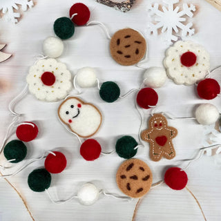 Wool Christmas Garland With Gingerman, Flower, Pompom and cookie (8ft) 3