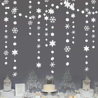 Snowflake Garlands Set in White (52ft) 4