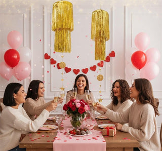Chandeliers Garlands 2-Tier Set in Gold