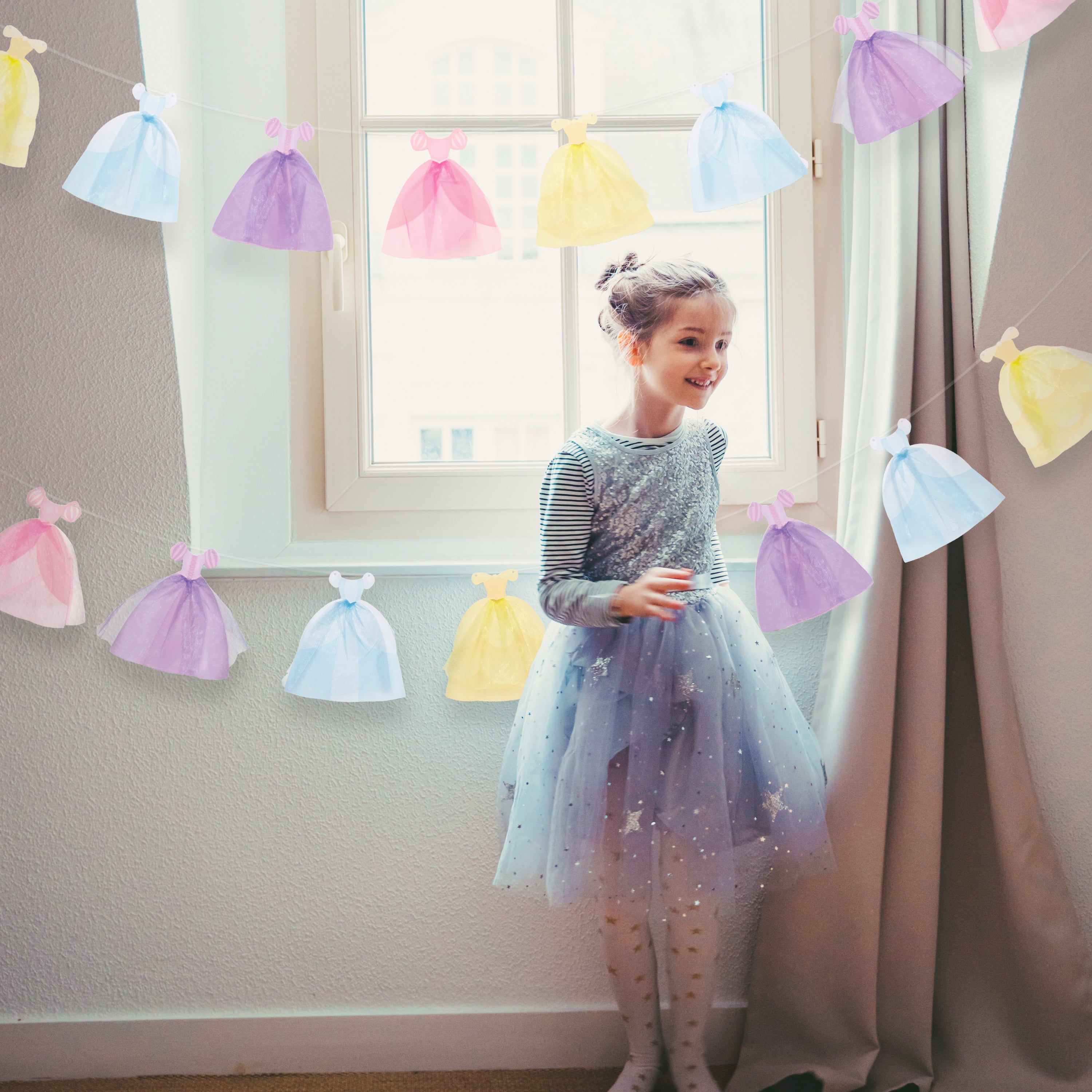 princess dress banner When the birthday girl cannot commit to just one princess.you must paint all 7 of her favorites!! And OF COURSE this is the second banner making its way to Disney this week to celebrate Happy
