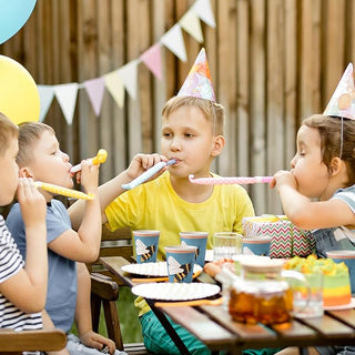 Garden Party Bumble Bee 9oz Paper Cups (Pack of 50)