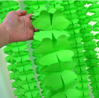 Green Party Hanging Shamrock Backdrop (Set of 4)