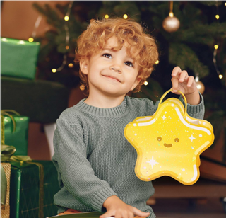 Star-shaped yellow gift bag with loop handle, glitter star front