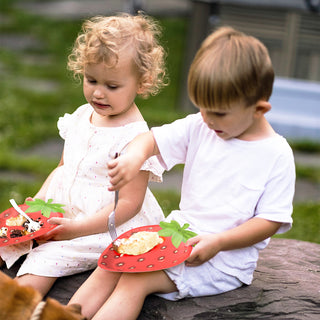 Strawberry Shaped Plates (48pcs)